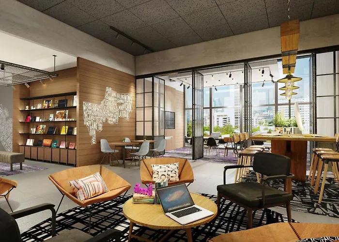 Moxy Bangkok Ratchaprasong